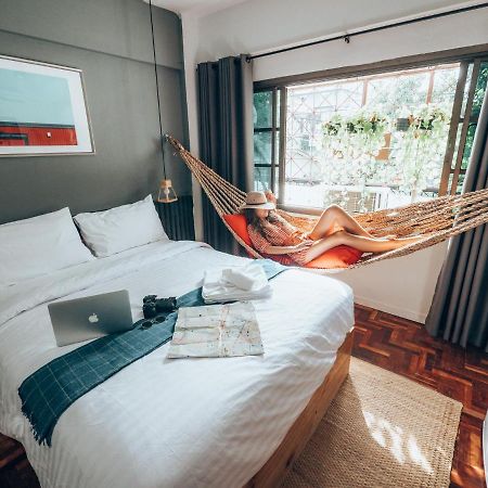 Haus Sathorn 11 Residence Bangkok Kültér fotó