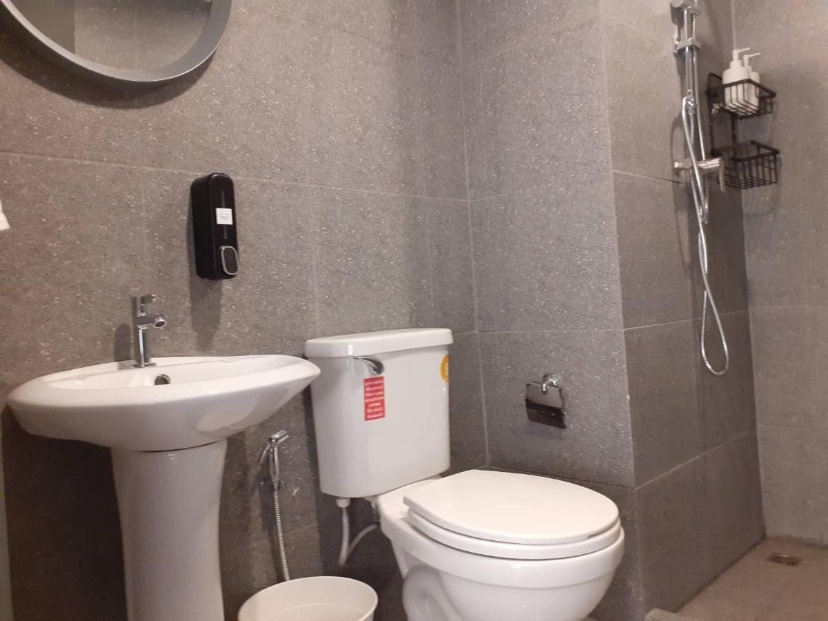 Haus Sathorn 11 Residence Bangkok Kültér fotó